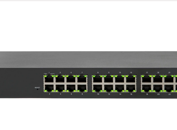 Araknis AN-220-SW-F-24-POE