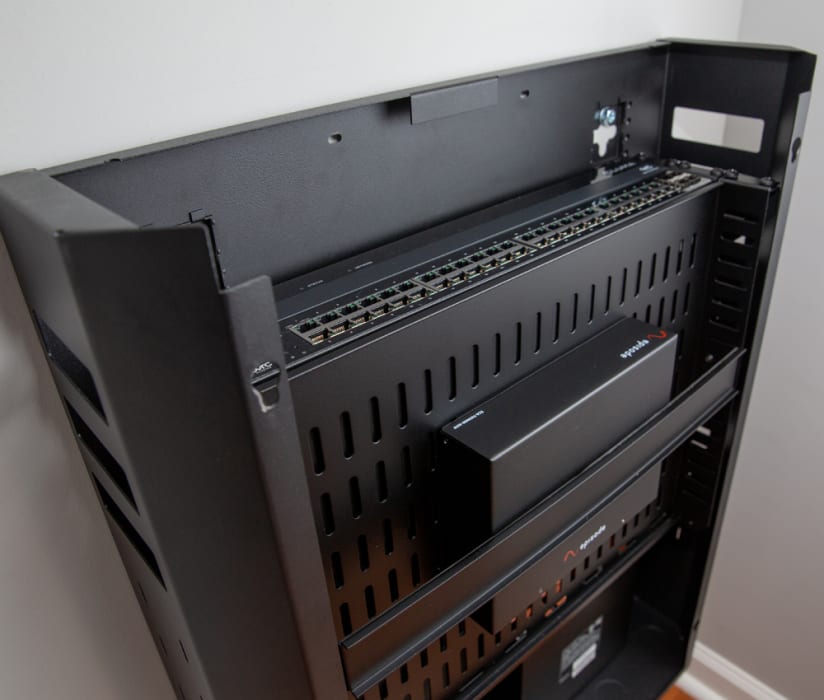 Strong SR-VERTICAL-7U – Image 9