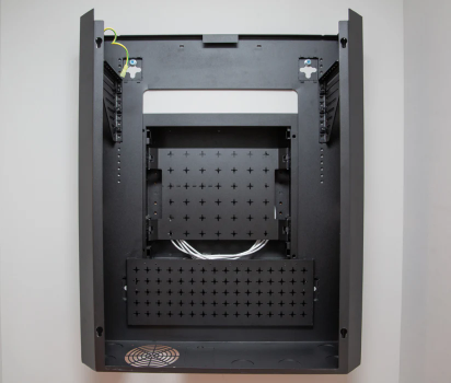 Strong SR-VERTICAL-7U – Image 17