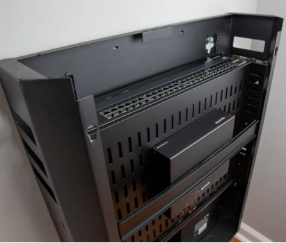 Strong SR-VERTICAL-7U – Image 18